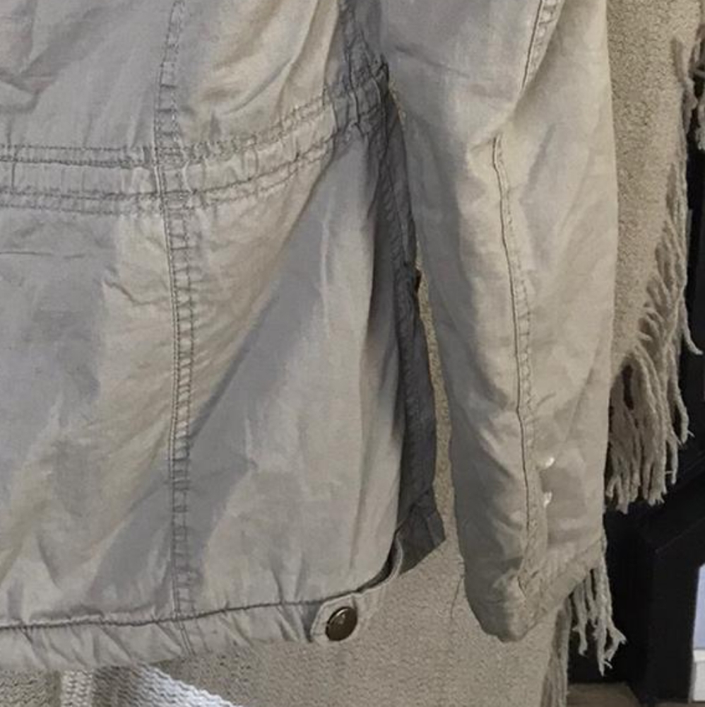 Tan Jacket - Picture 4 of 5